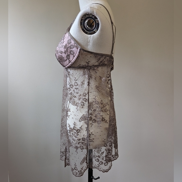 Vintage Y2K Victoria's Secret Sheer Lace Chemise Slip - Picture 7 of 13